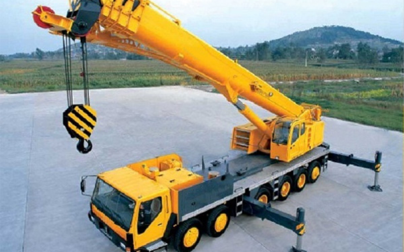 mobile-crane